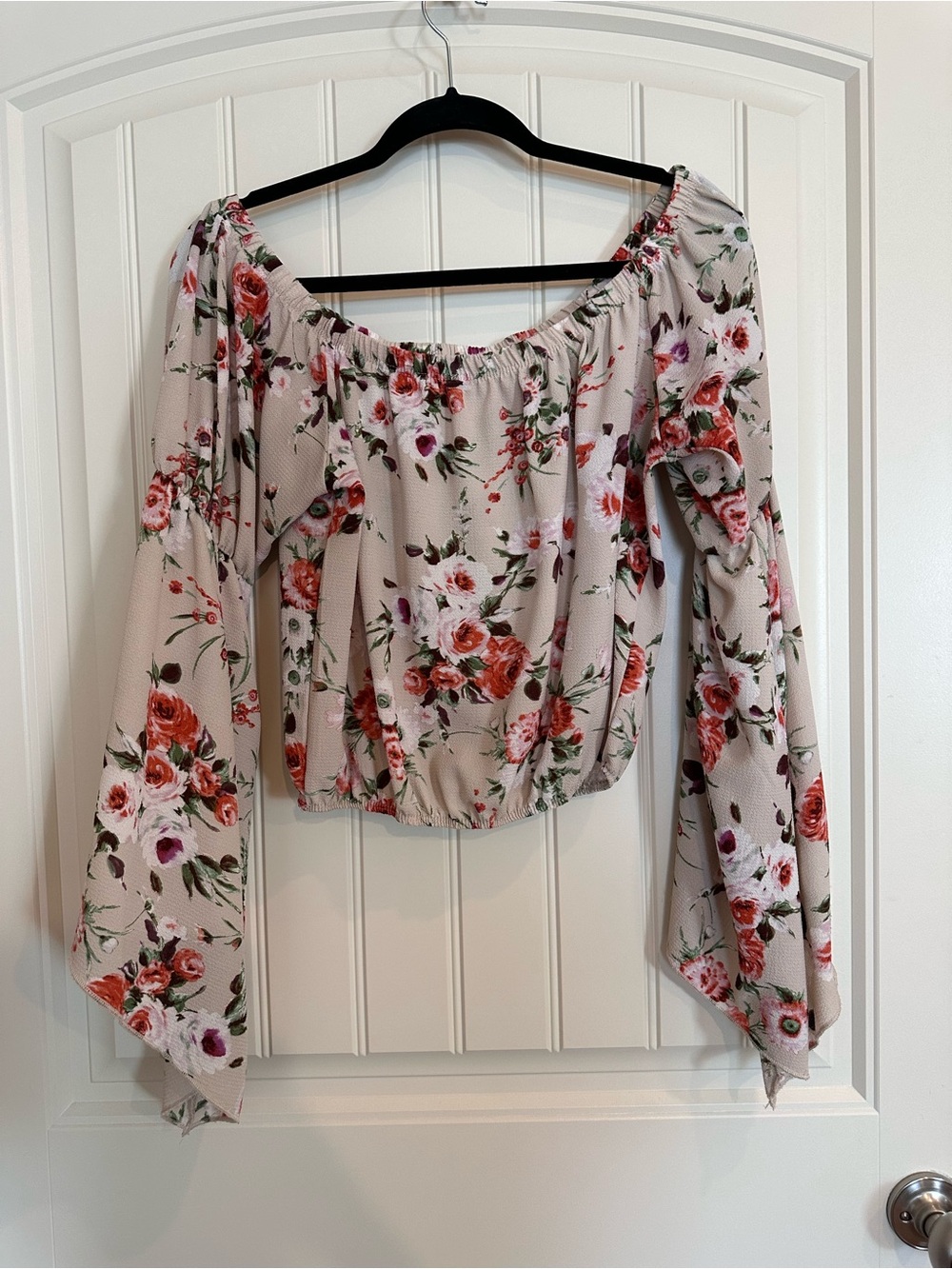 Boho Floral Off-Shoulder Blouse - Beige with Red Rose Print